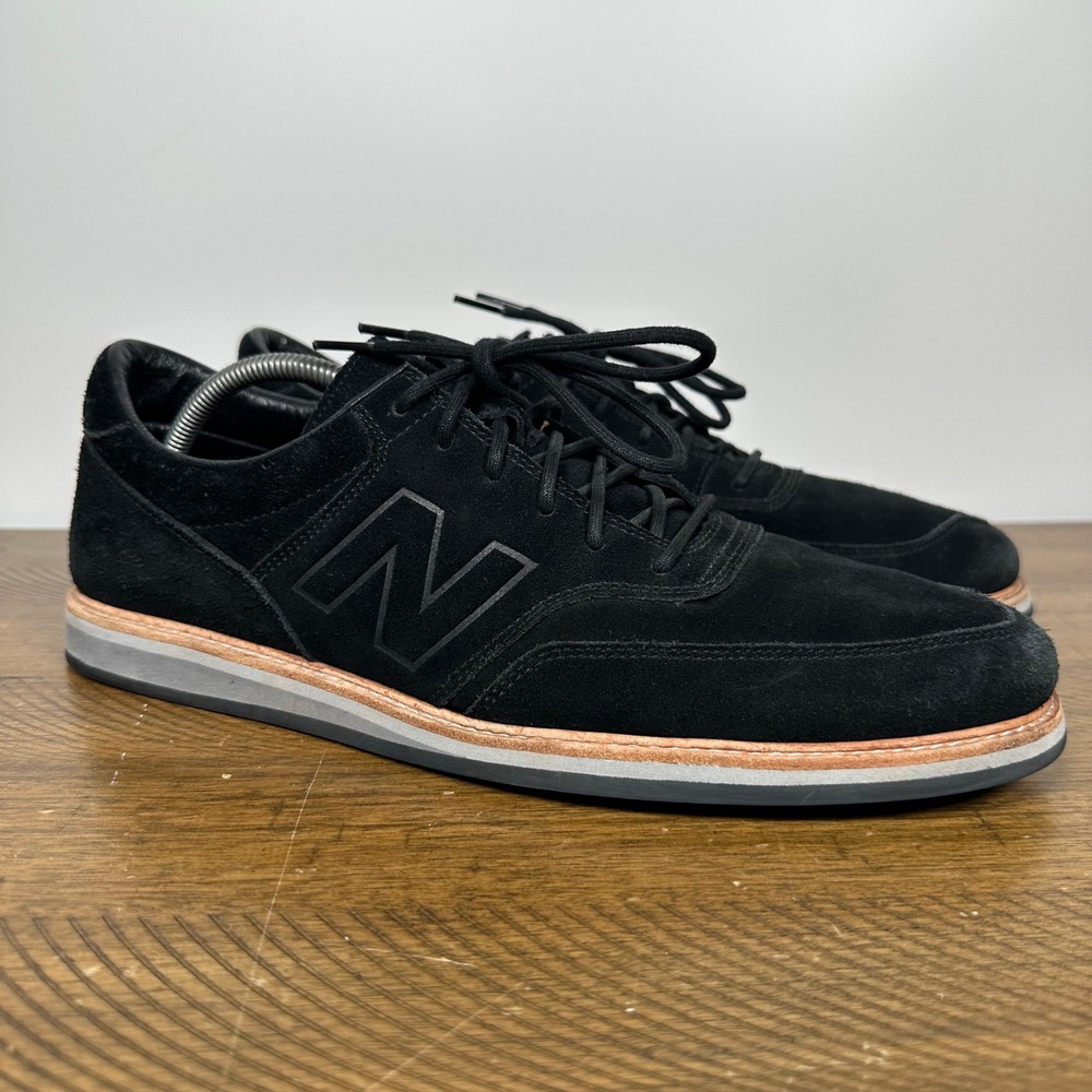 New Balance 1100 Mens 11.5 Black Suede Walking Oxford Lace Up Shoes Casual